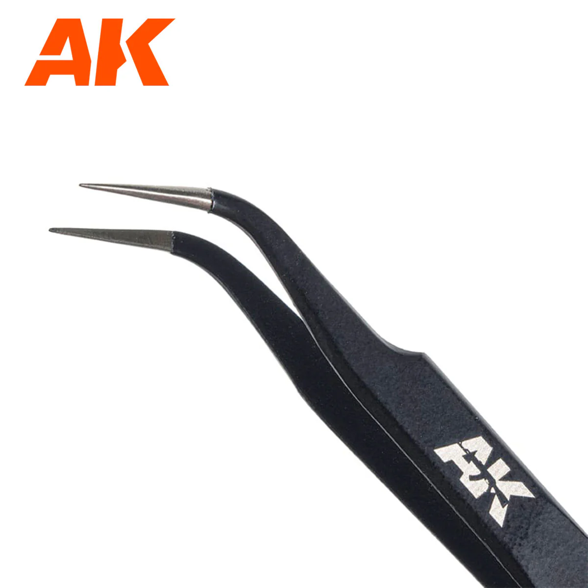 AK Interactive Precise Curved Tweezers - Image 4