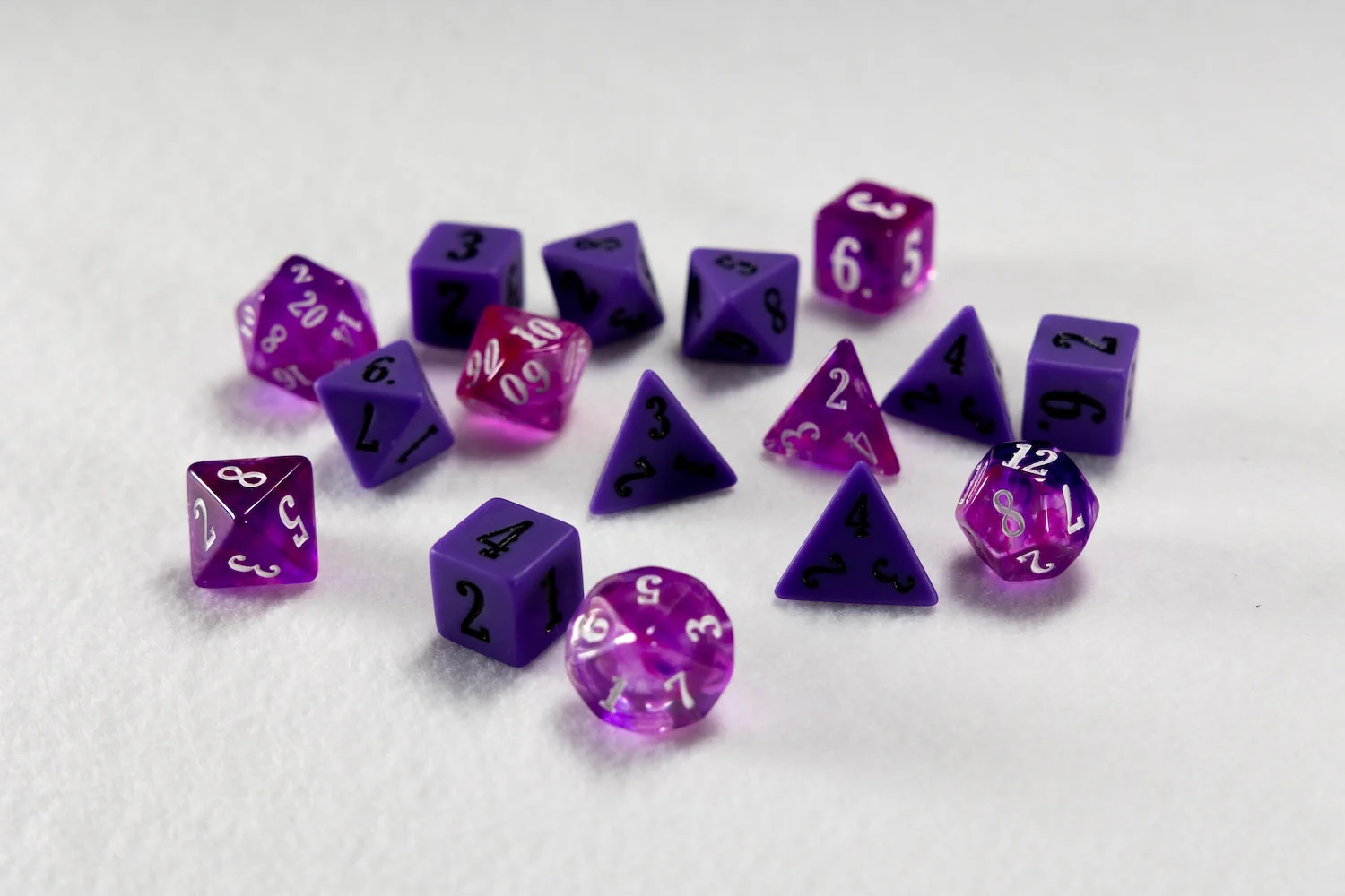 Beadle & Grimm's The Wizard Epic RPG Dice Set & Rolling Tray - Image 4