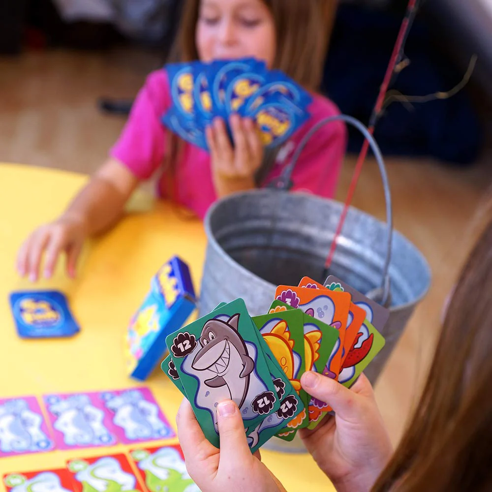 Continuum Games Go Fish Card Game - Image 4