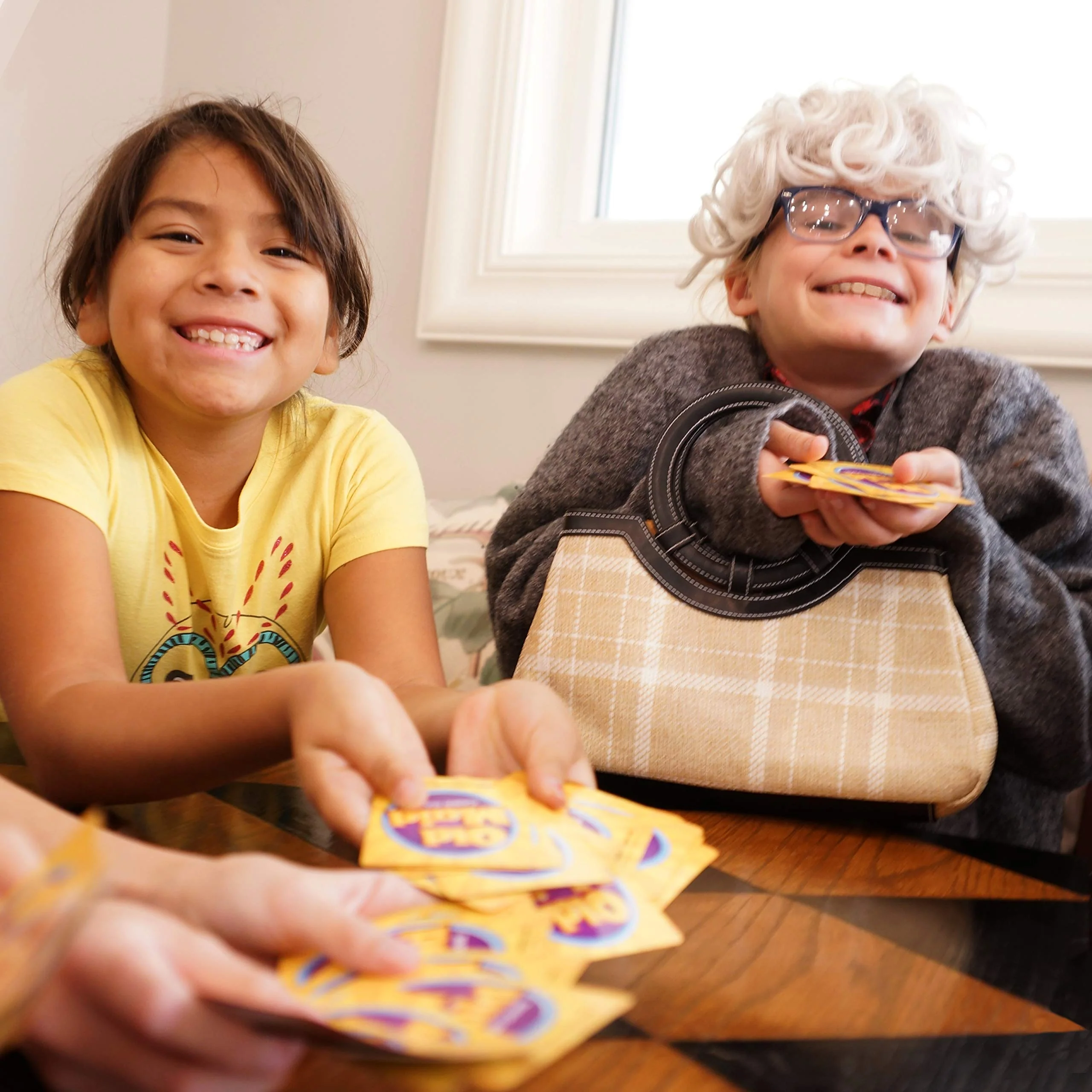 Continuum Games Old Maid Card Game - Image 5