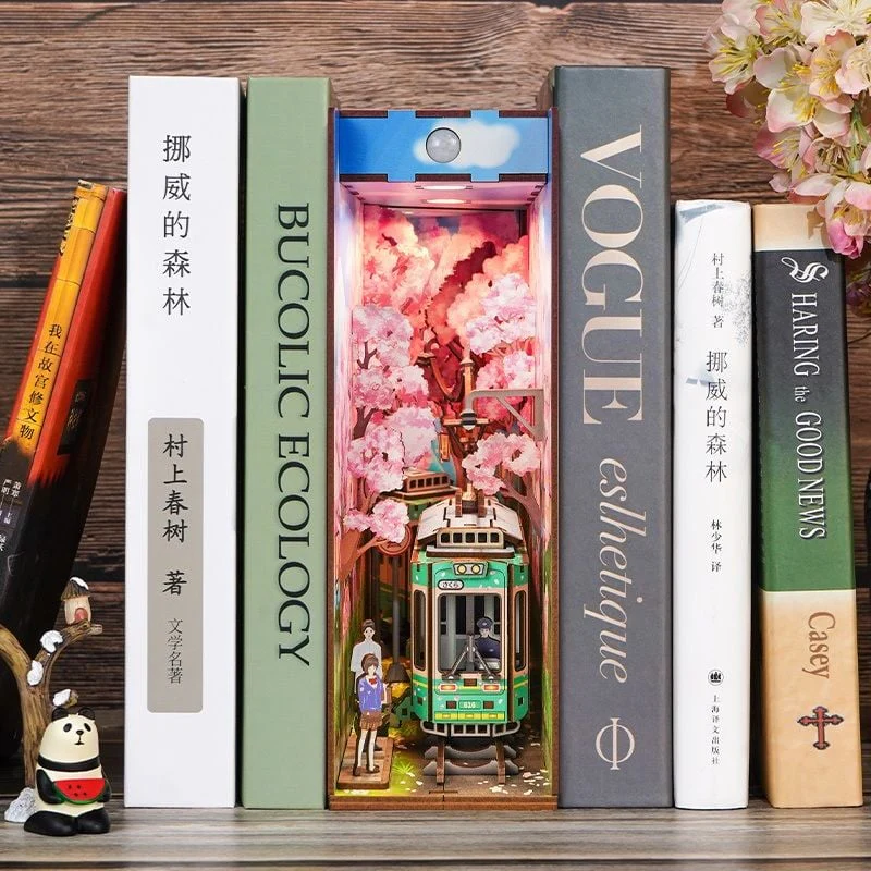 DIY Book Nook Sakura's Travel - Image 5