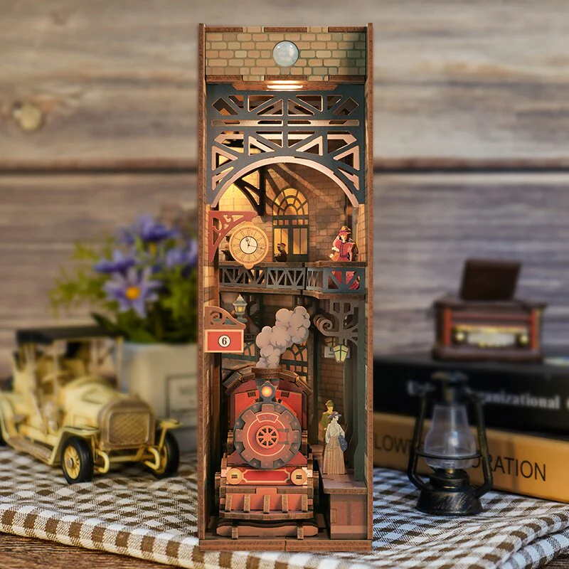 DIY Book Nook The Steam Age - Image 3