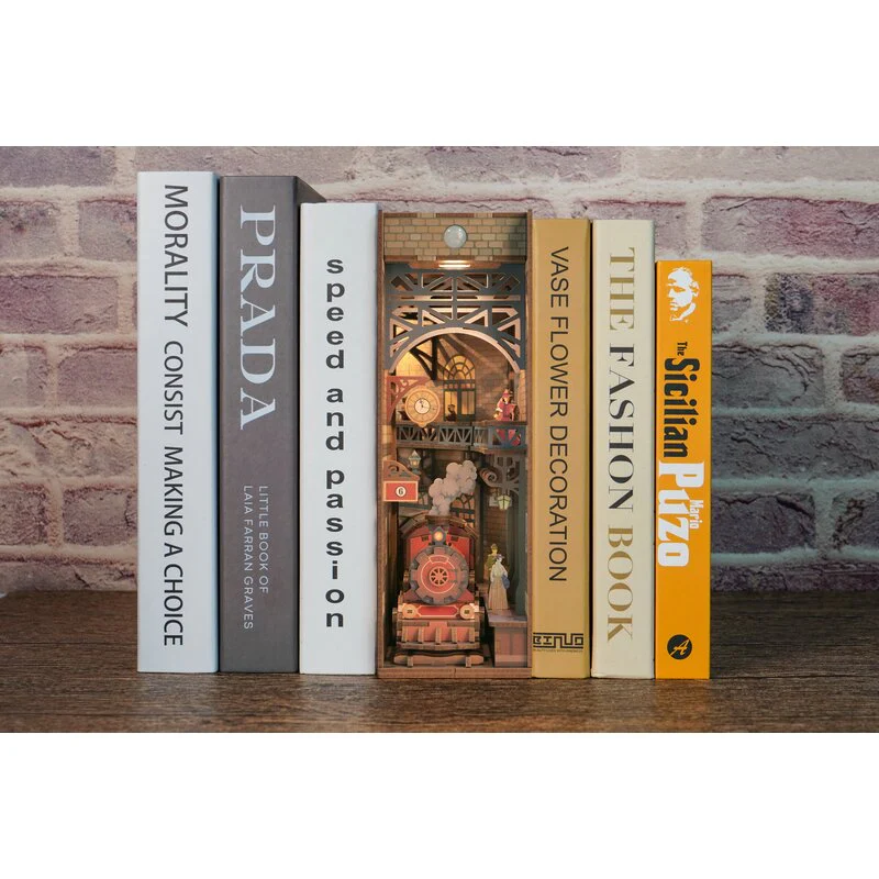 DIY Book Nook The Steam Age - Image 5