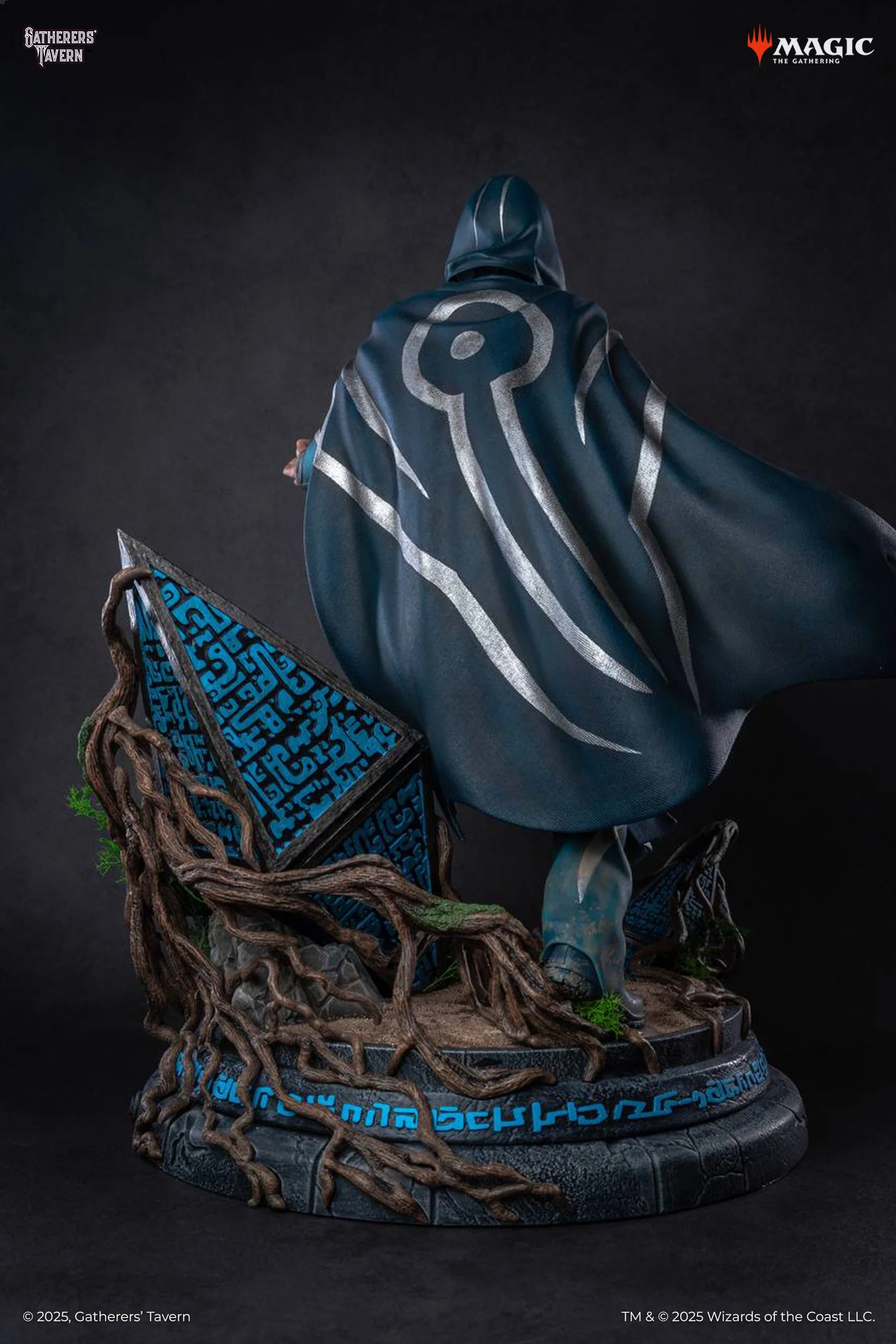 Gatherers Tavern Jace Beleren 1:4 Scale Statue - Image 3
