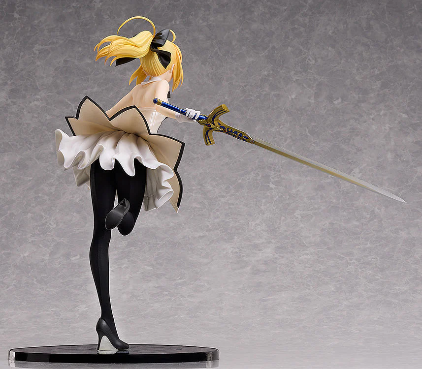 Good Smile Company Fate/Grand Order - Saber/Altria Pendragon (Lily) 1/4 Scale Figure - Image 4