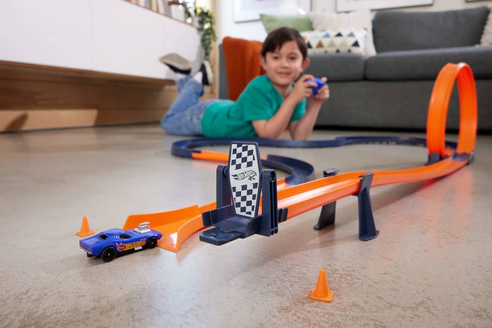 Hot Wheels RC Speed Challenge Track Set - Image 2