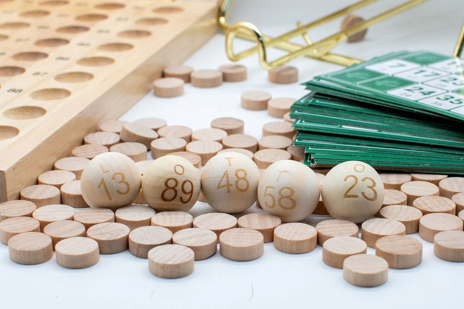 Lets Play Games - Classics Bingo Set 18cm - English Edition: 90 Balls - Image 4