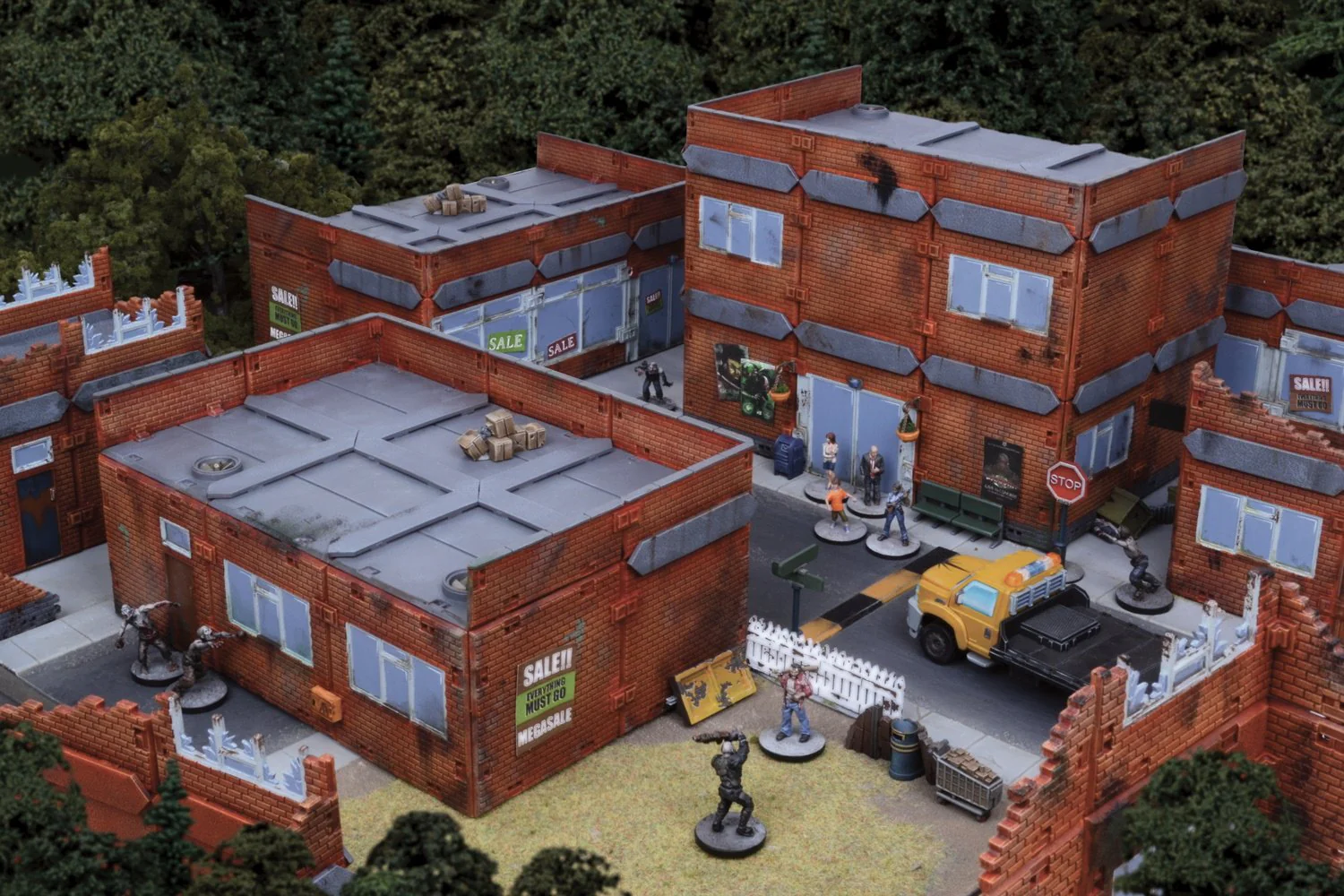 Mantic Games TerrainCrate - Bustling Metropolis Miniature - Image 3