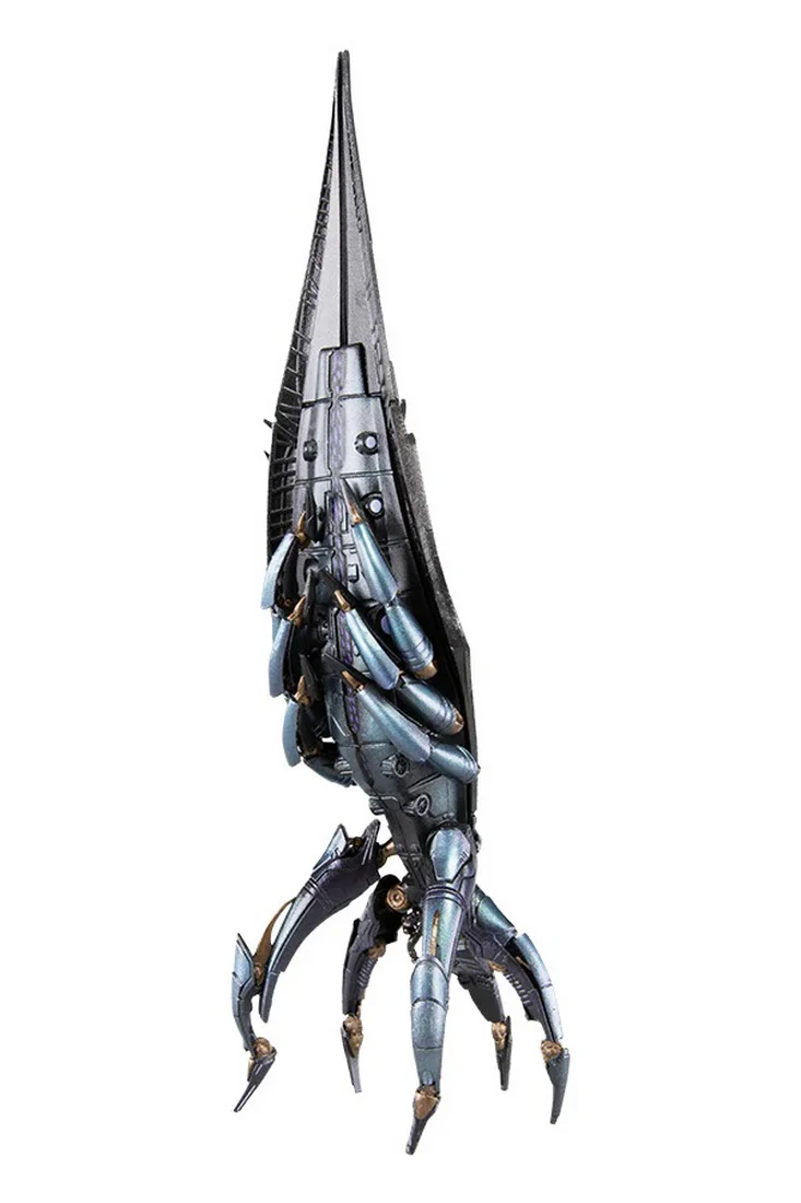 Mass Effect 8" Reaper Sovereign PVC Ship Replica - Image 3