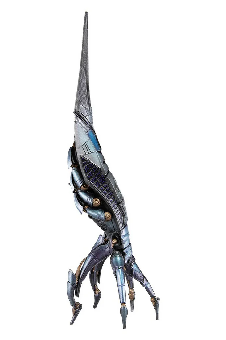 Mass Effect 8" Reaper Sovereign PVC Ship Replica - Image 4