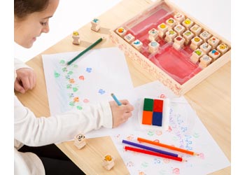 Melissa & Doug - Favorite Things Stamp Set - Image 3