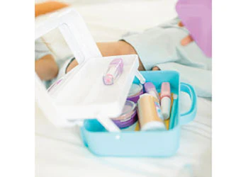 Melissa & Doug - Love Your Look - Makeup Kit Play Set - Image 5
