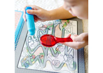 Melissa & Doug - On The Go - Water WOW! Around Town Deluxe - Image 5