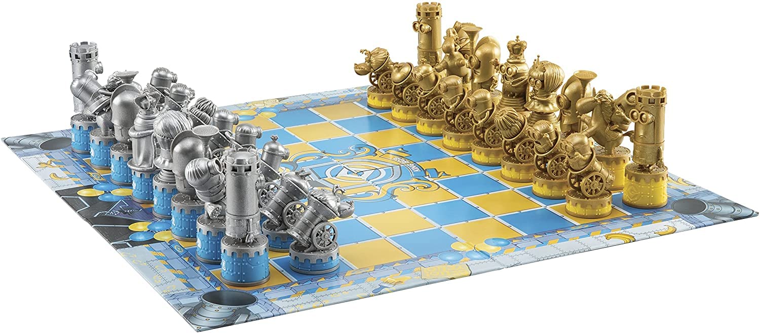 Minions Medieval Mayhem Chess Set - Image 2