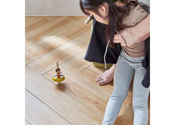 PlanToys - Ballet Spinning Top - Image 5