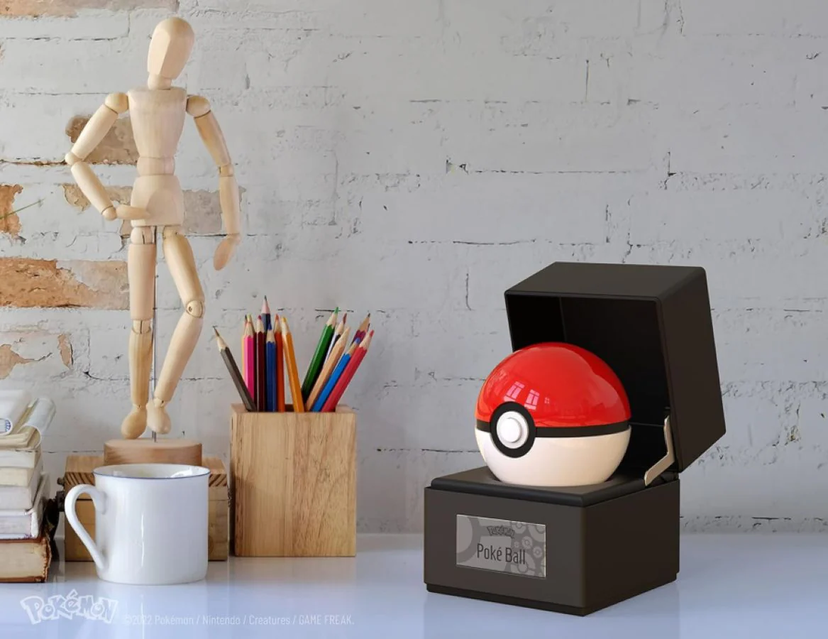 Pokemon - Poke Ball Prop Replica - Image 6