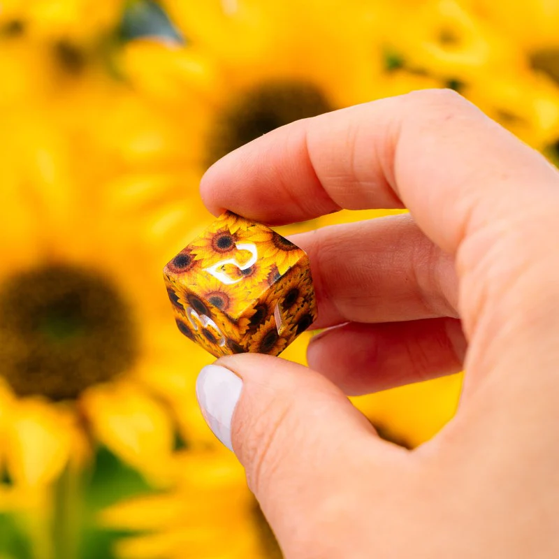 Q-Workshop - Full Art Sunflower RPG Dice Set - Image 4