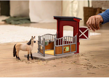 Schleich - Ponybox with Mustang Mare - Image 3