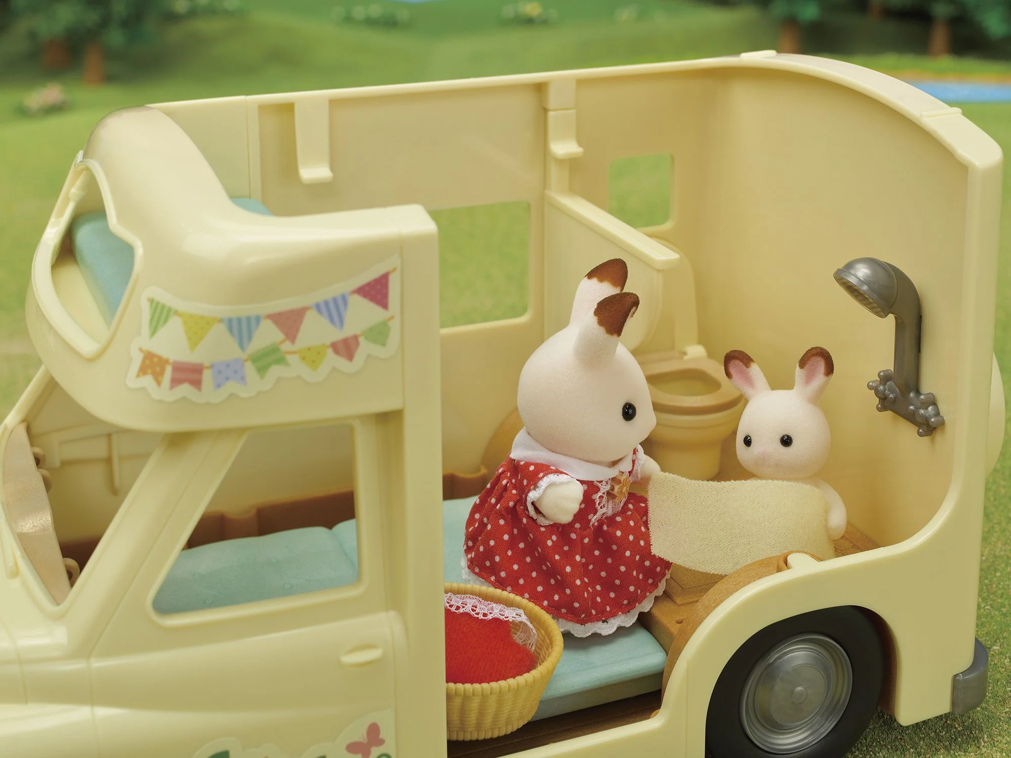 Sf - Family Campervan - Image 4
