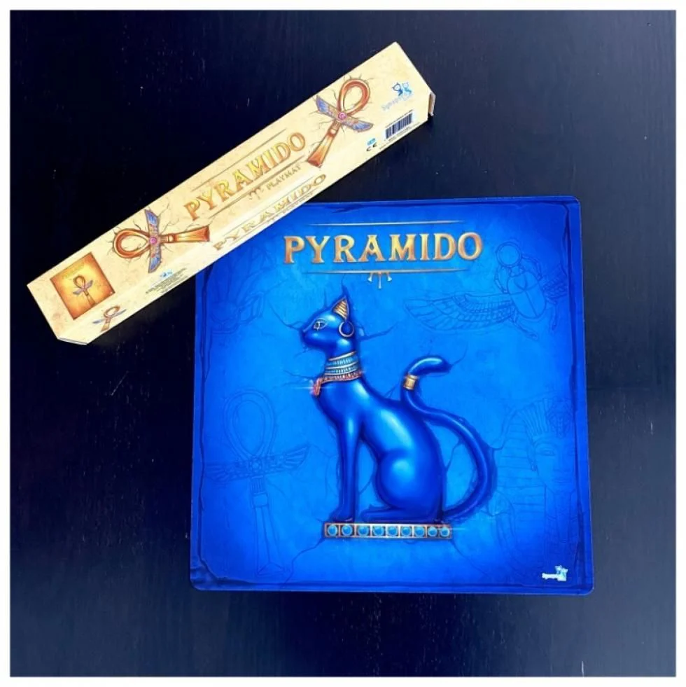 Synapses Games - Pyramido Play Mat Cat Goddess Bastet - Dark Blue