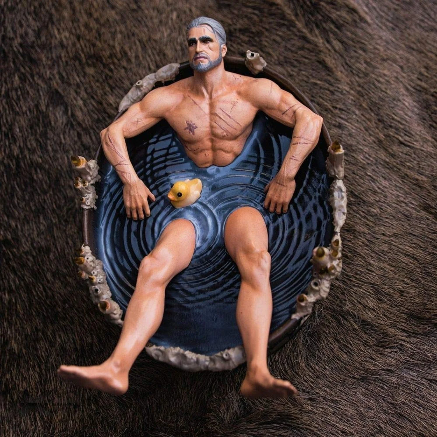 The Witcher 3 - Geralt in the Bath Statuette - Image 4