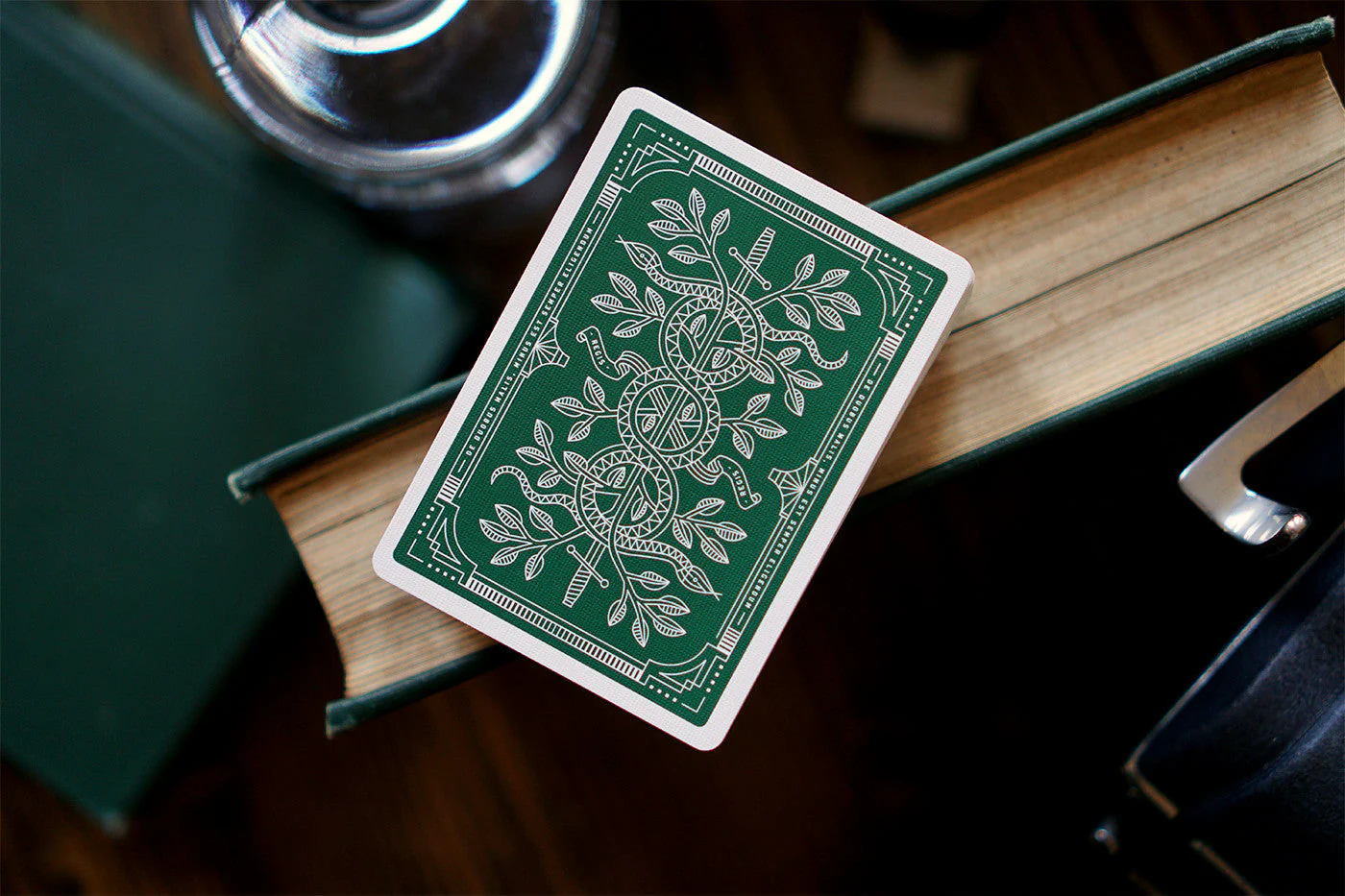 Theory11 Monarch Green Playing Cards - Image 4